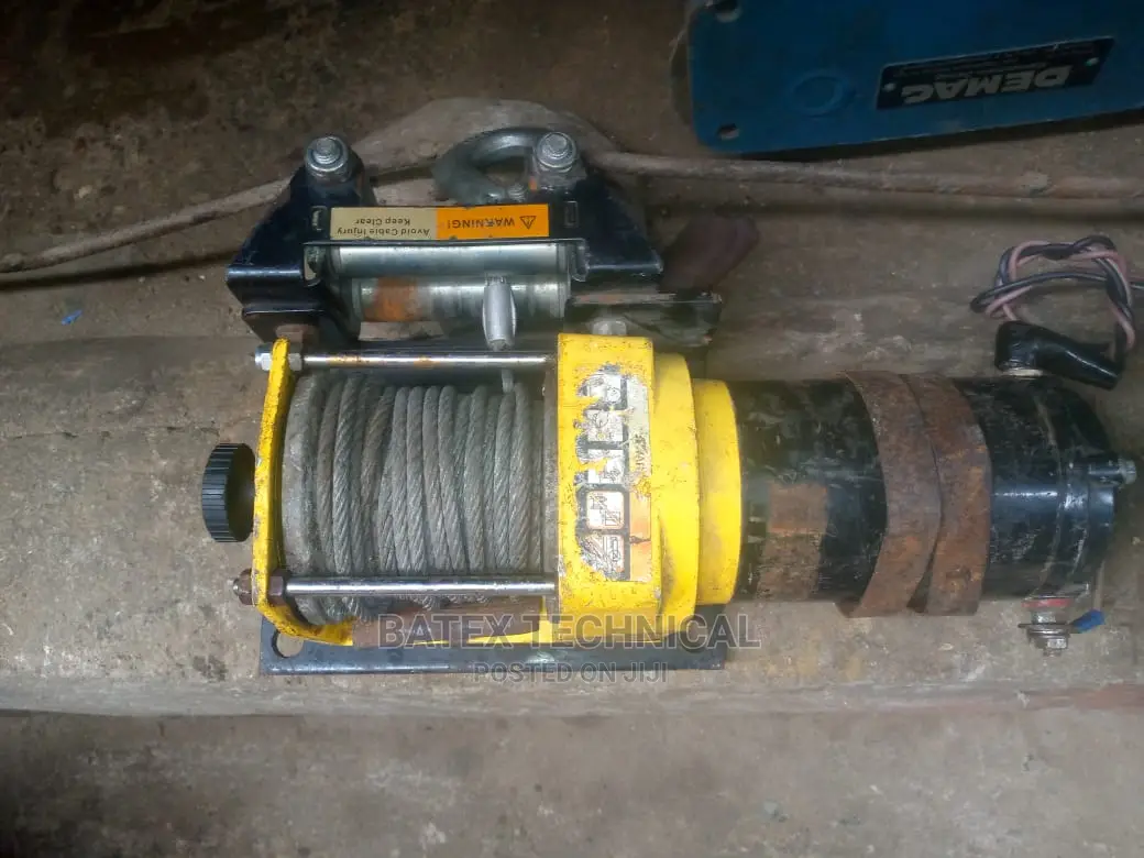 DC Motor Hoist