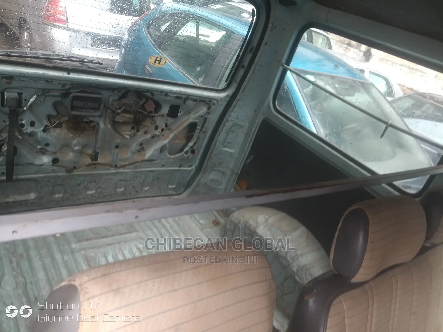 Toyota HiAce 2002 Blue