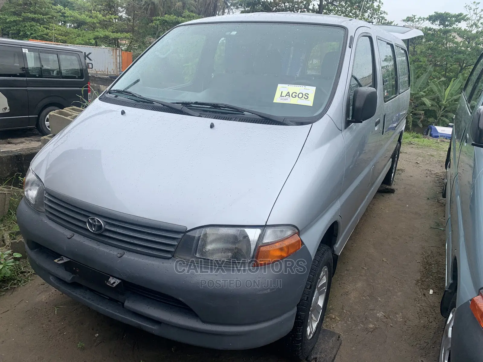 Toyota HiAce 2004 Silver