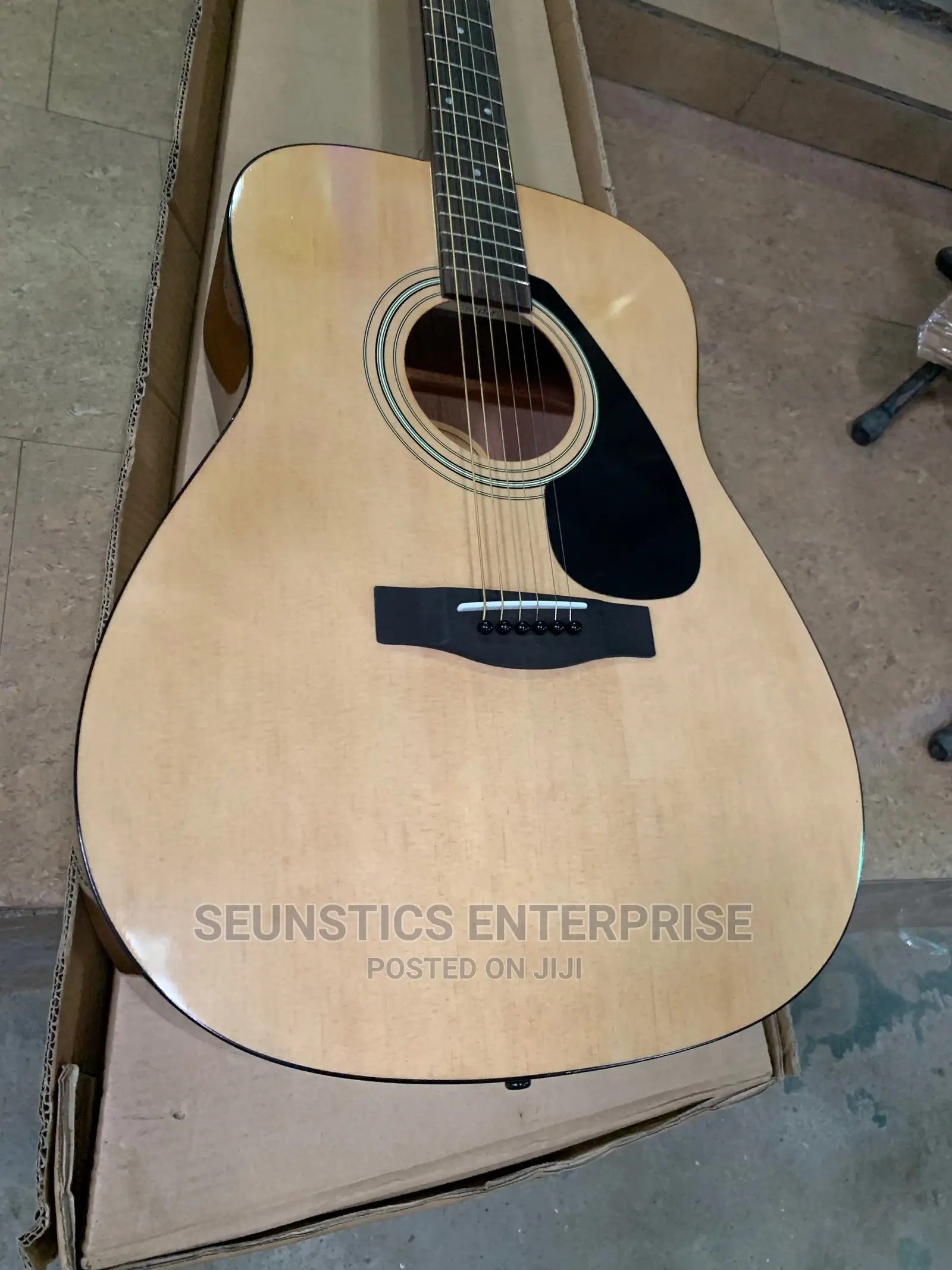 Quality Yamaha Acoustic Guitar
