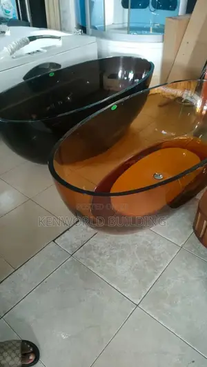 Transparent Accrelic Bath