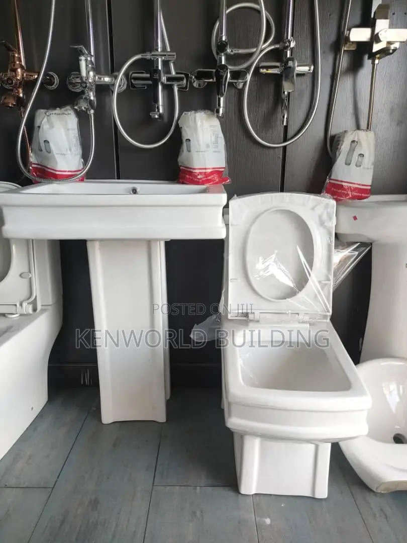 Square Unique Water Closet