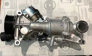 Mercedes Benz C300 W205 Engine Water Pump