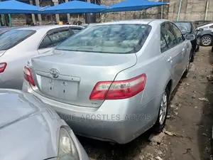 Toyota Camry 2009 Silver
