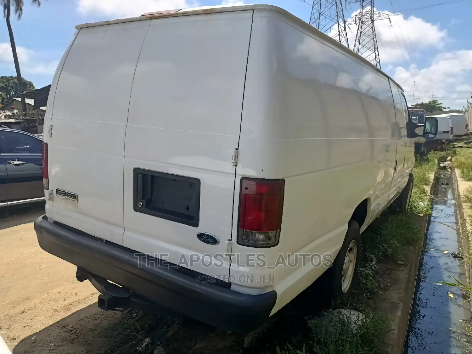 Ford E350 2011 White