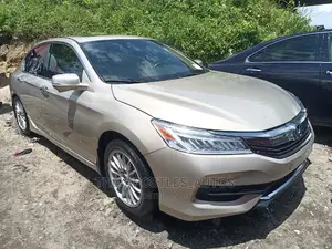 Honda Accord 2016 Gold