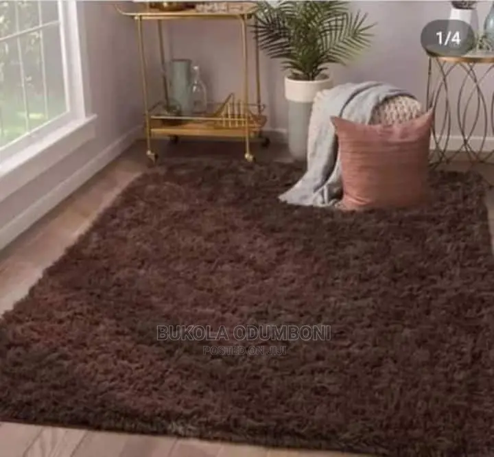 Fluffy and Beautiful Center Rugs