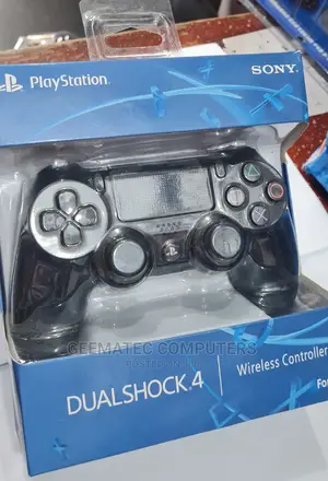 [Playstation 4] Game Pad PS4