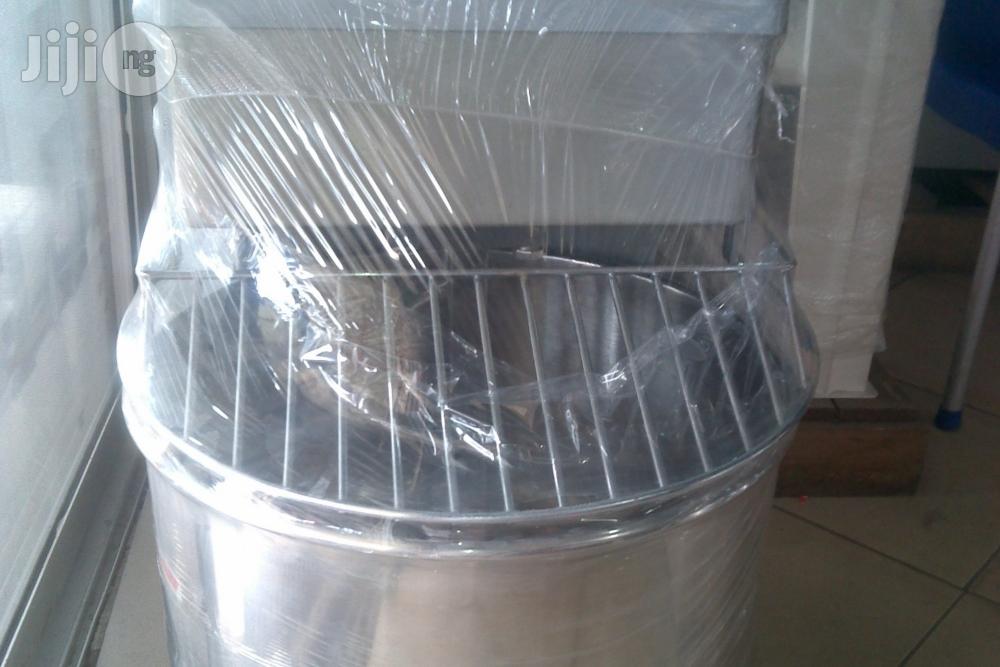 8 Litter Mixer