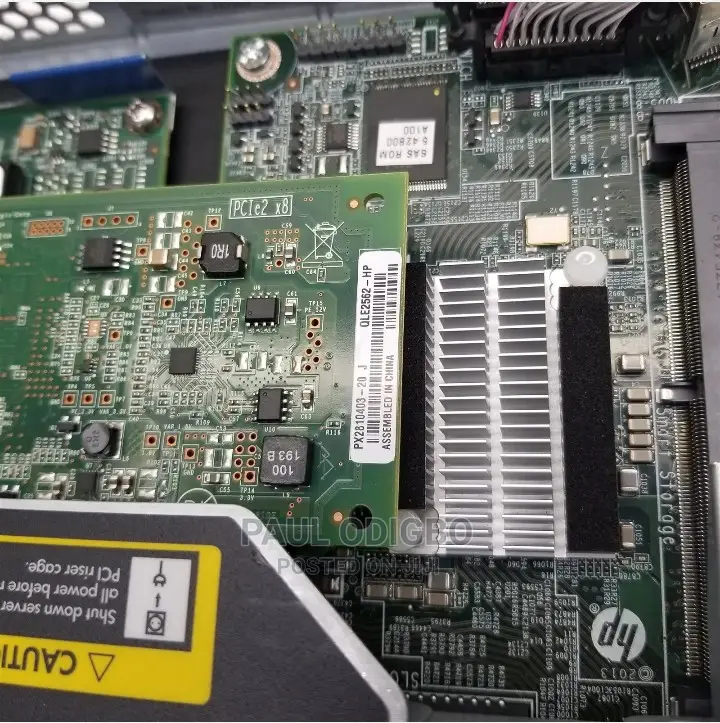 Server HP ProLiant DL 64GB Intel Xeon HDD+SSD 1T