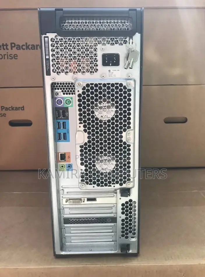 Desktop Computer HP Z640 32GB Intel Xeon HDD+SSD 1T