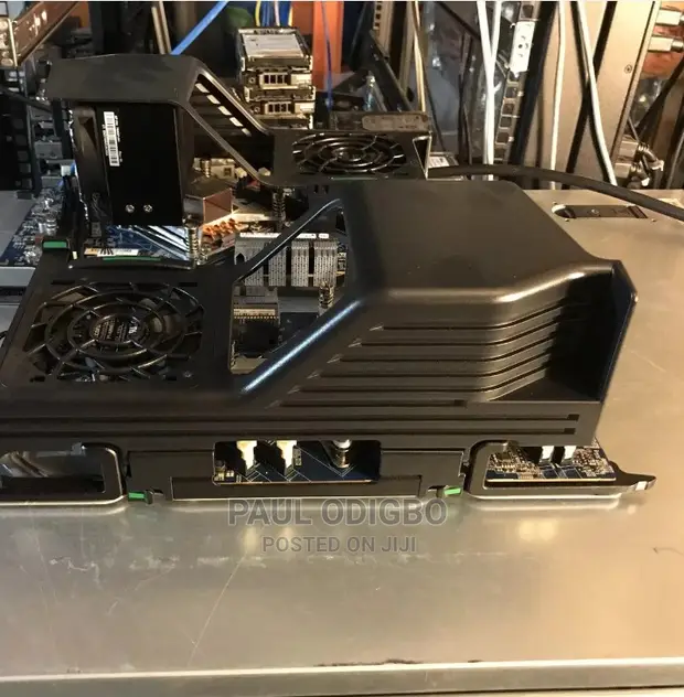 Desktop Computer HP Z640 32GB Intel Xeon HDD+SSD 1T in Ikeja