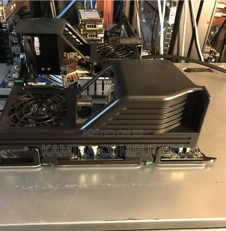 Desktop Computer HP Z640 32GB Intel Xeon HDD+SSD 1T