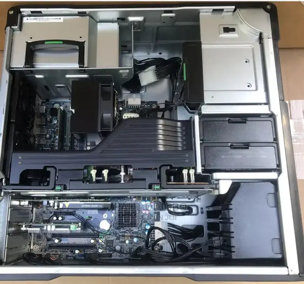 Desktop Computer HP Z640 32GB Intel Xeon HDD+SSD 1T in Ikeja