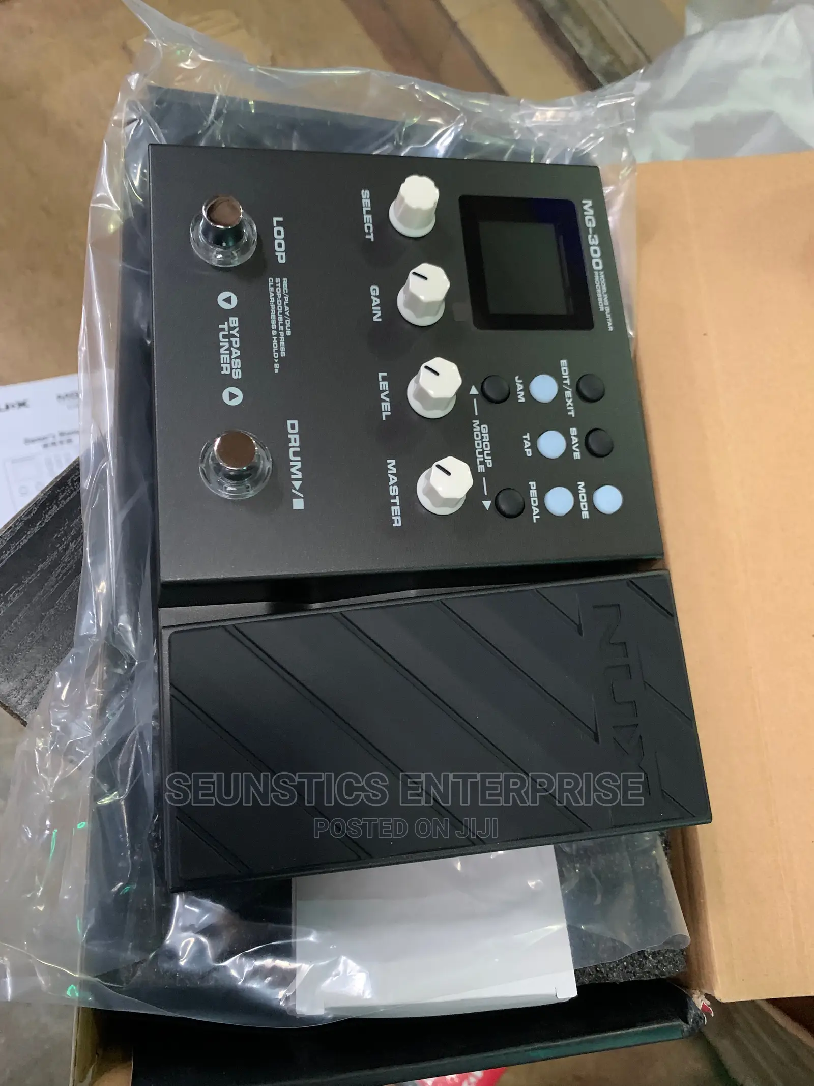 Quality Nux MG 300 Effect Pedal