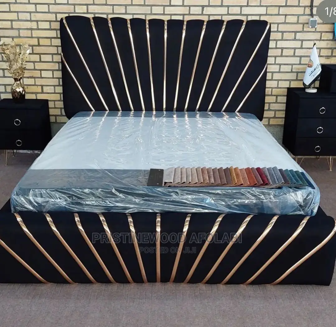 Bedframe by Pristinewood