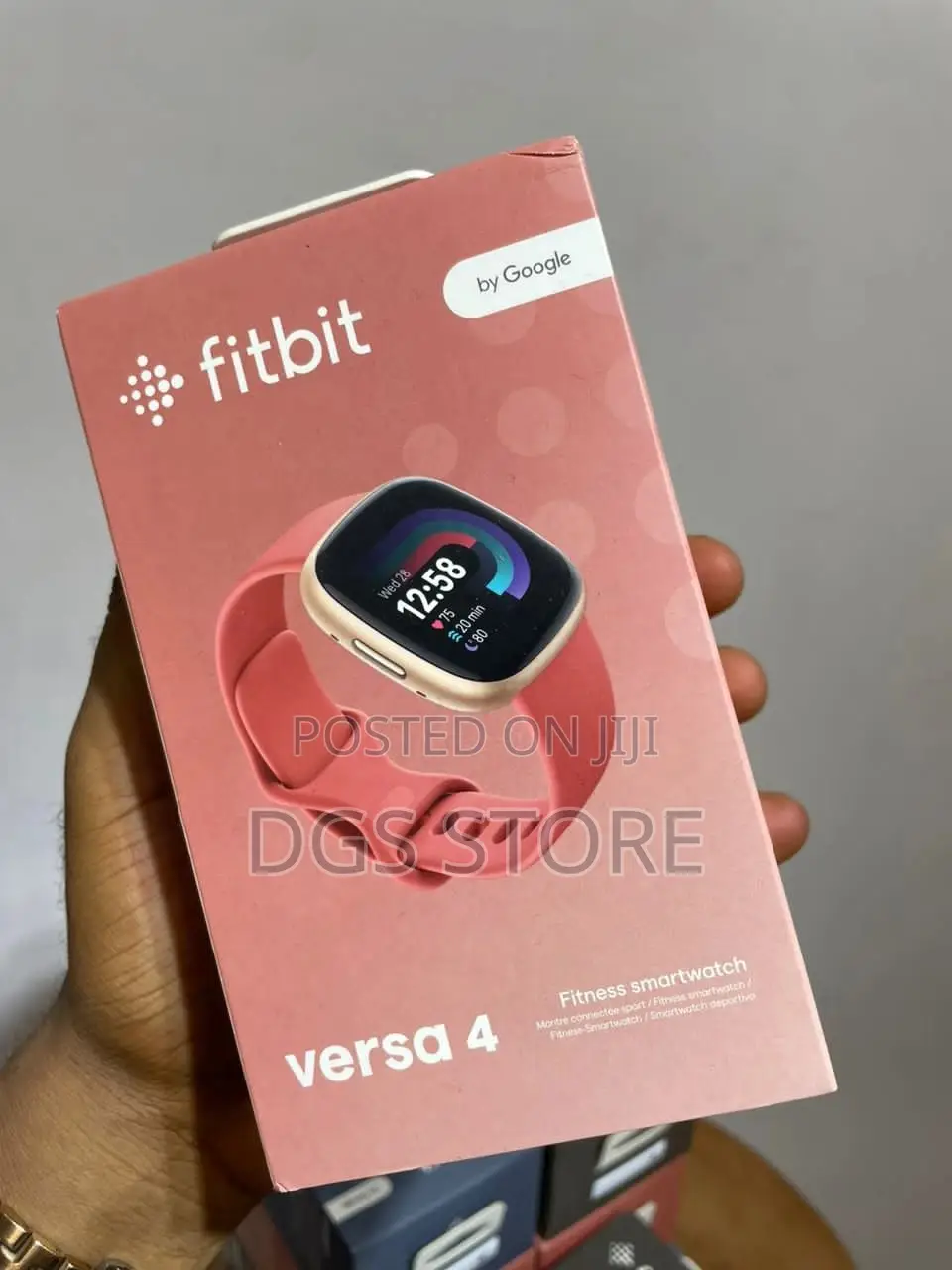 Fitbit Versa 4