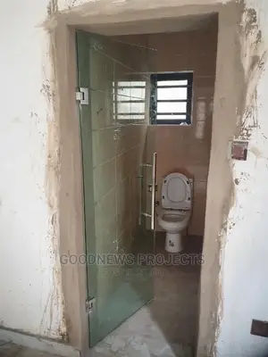 Hinge Toilet Glass Door
