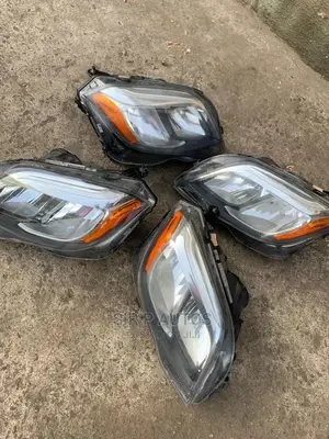All Set or One Side of Full Light Available