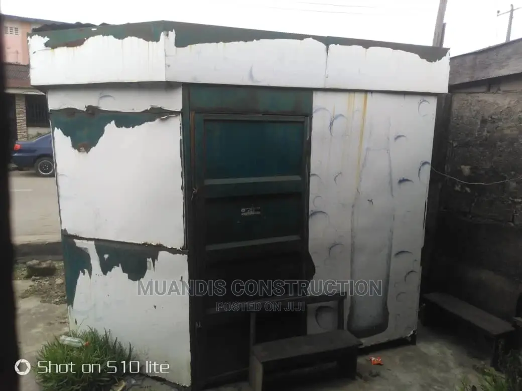 Cabin Container