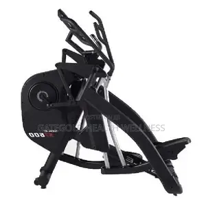 Strider St600