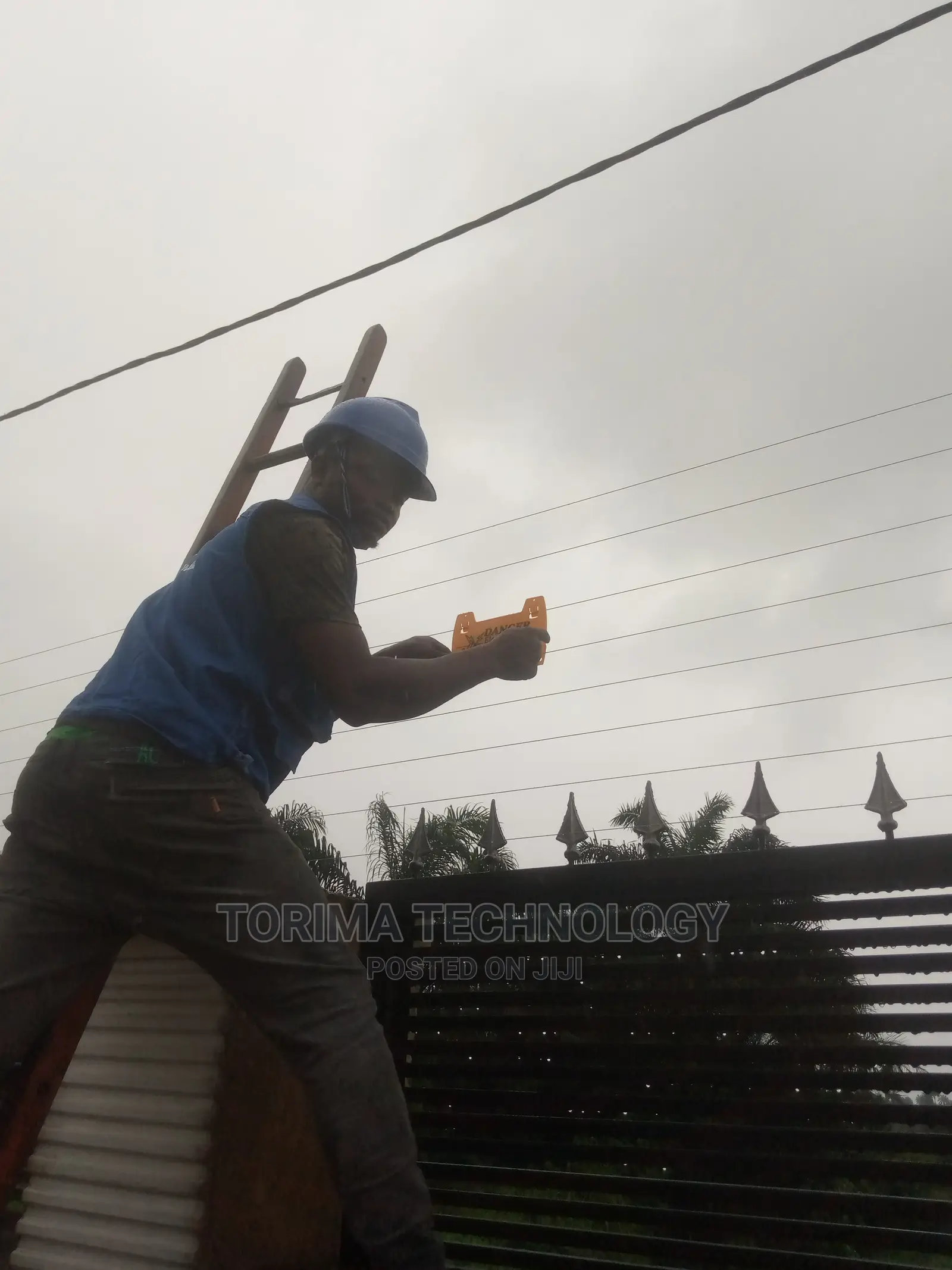 Electric Fence Barrier