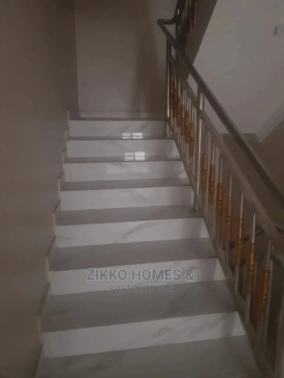 Furnished 5bdrm Block of Flats in Macpherson, Bourdillon for Sale