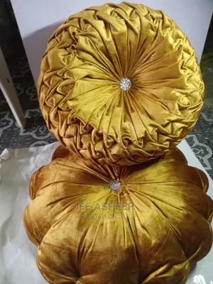 Exotic and Unique Designs Throw Pillows 003 - Gold