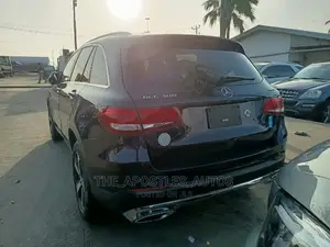 Mercedes-Benz GLC-Class 2017 Blue