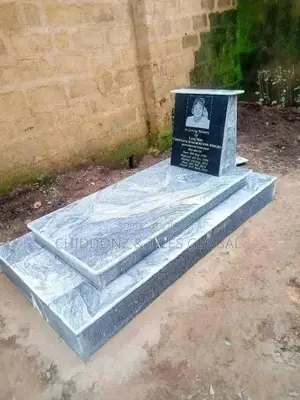 Marble Grave/Tomb