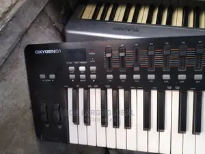 M-Audio Oxygen61 Midi Controller
