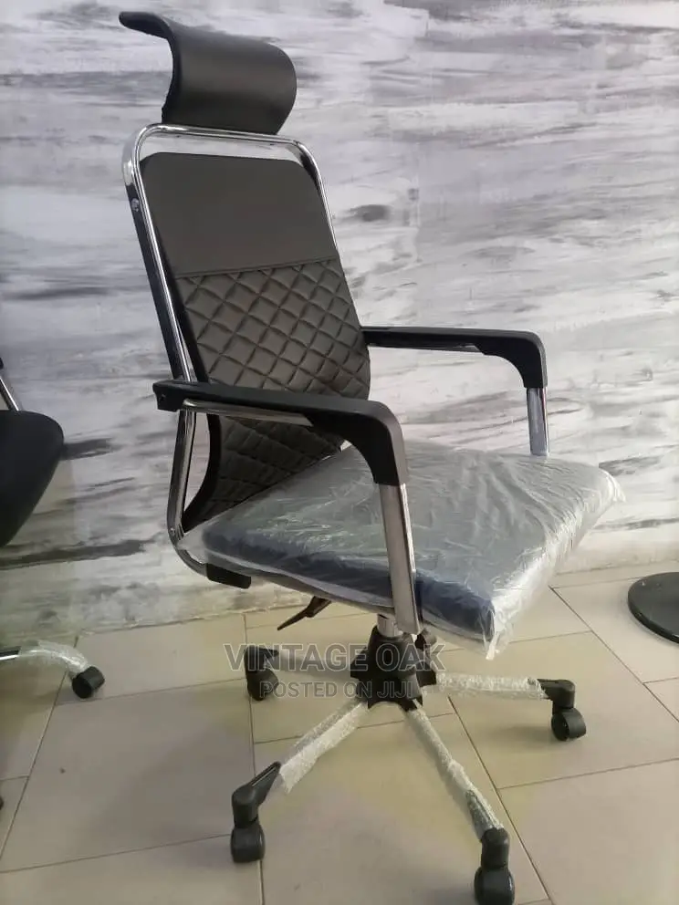 Office Swivel Chair With Headrest