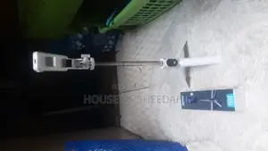 Multifunctional Wireless Bluetooth Selfie Stick With Light
