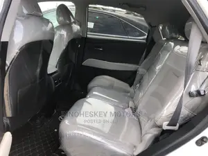Lexus RX 350 FWD 2013 White