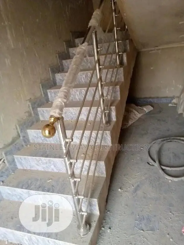 Stainless Handle With Accessory Work