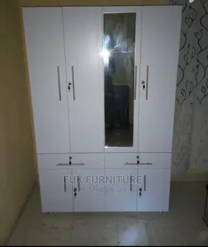 Unique 4ft by 6ft Wardrobe With Glass