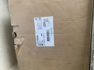 Schneider Contactor 700A 4p