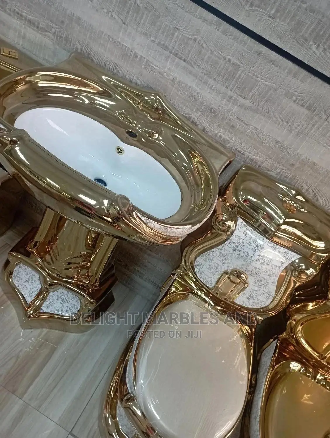 Complete Set of Golden W.C