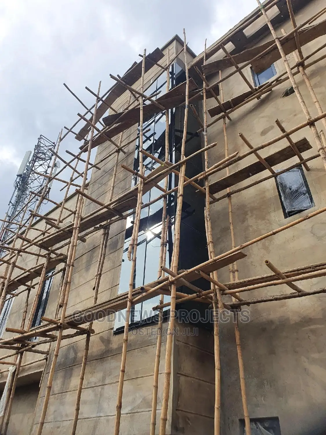 Frameless Corner Shape Curtain Wall