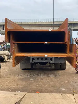 610*229 Universal Beam