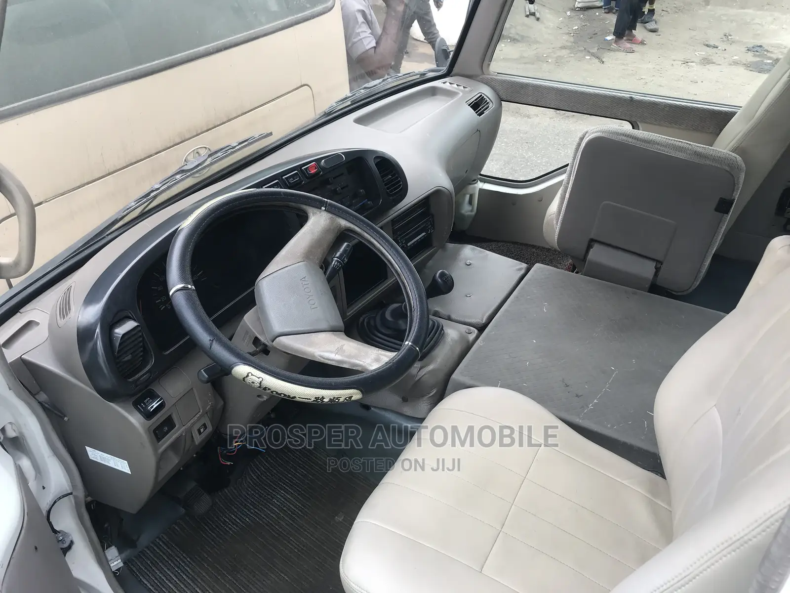 Toyota Coaster 2017 White