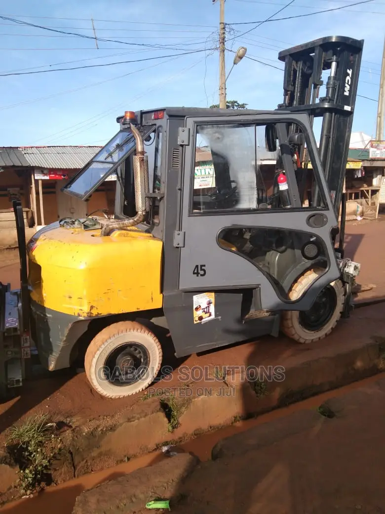 Fork Lift for Hire