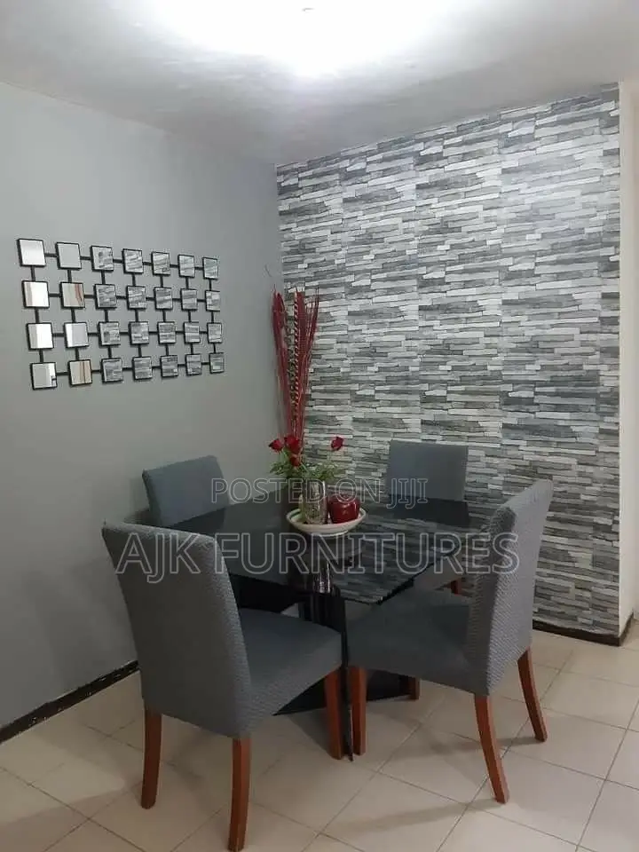 Unique Dinning Set