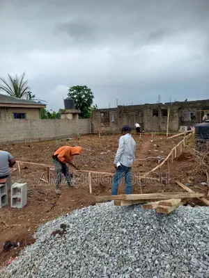 Building Engineer Professional Bricklayer