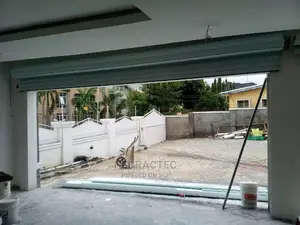 Automatic Rolling Garage Door With Remote Control