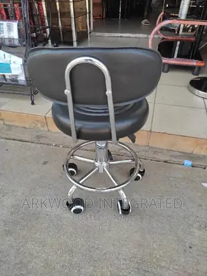 Pedicure/Saloon Chair