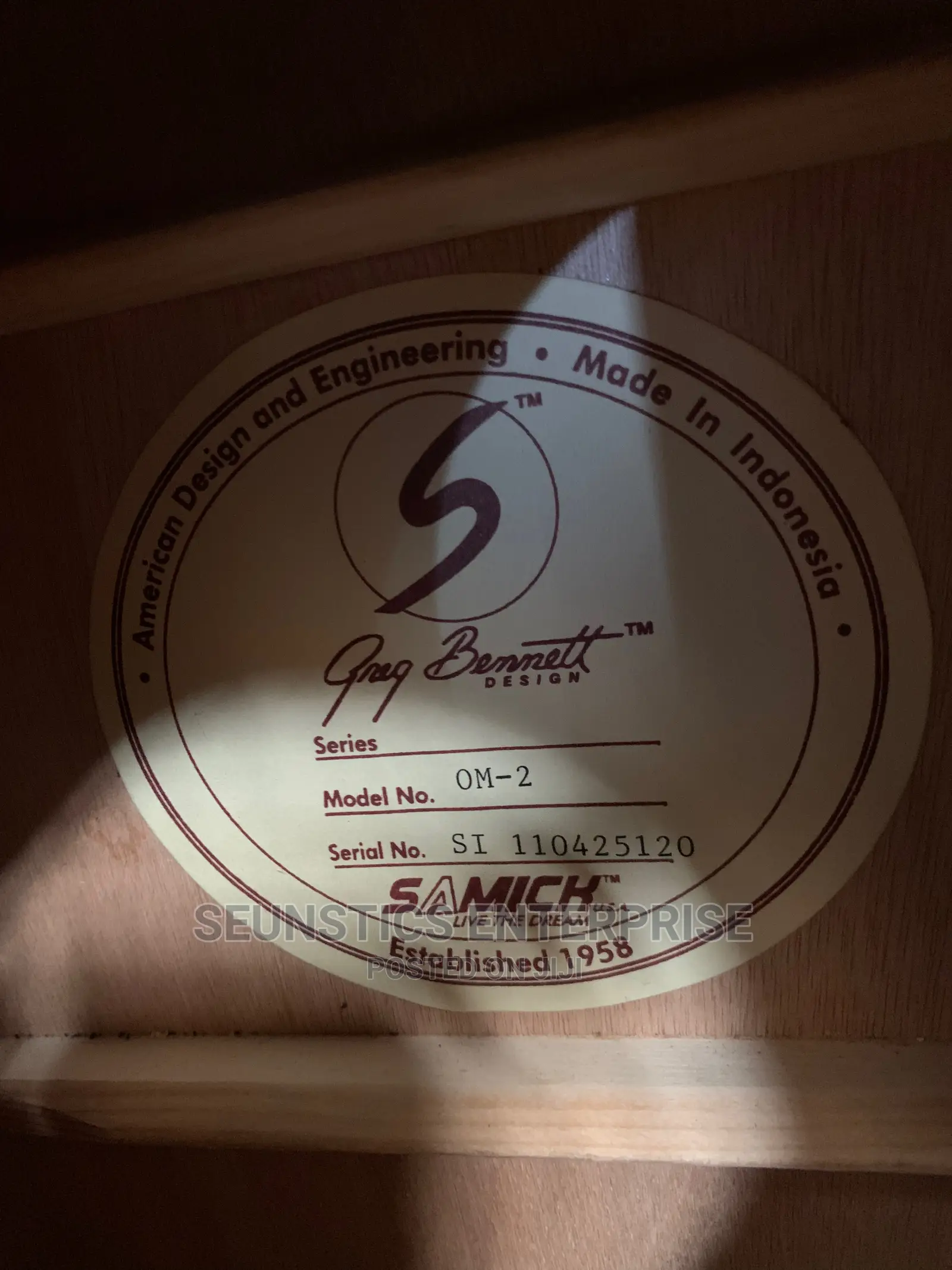 Quality Samick Greg Brennette Design Acoustic Guitar