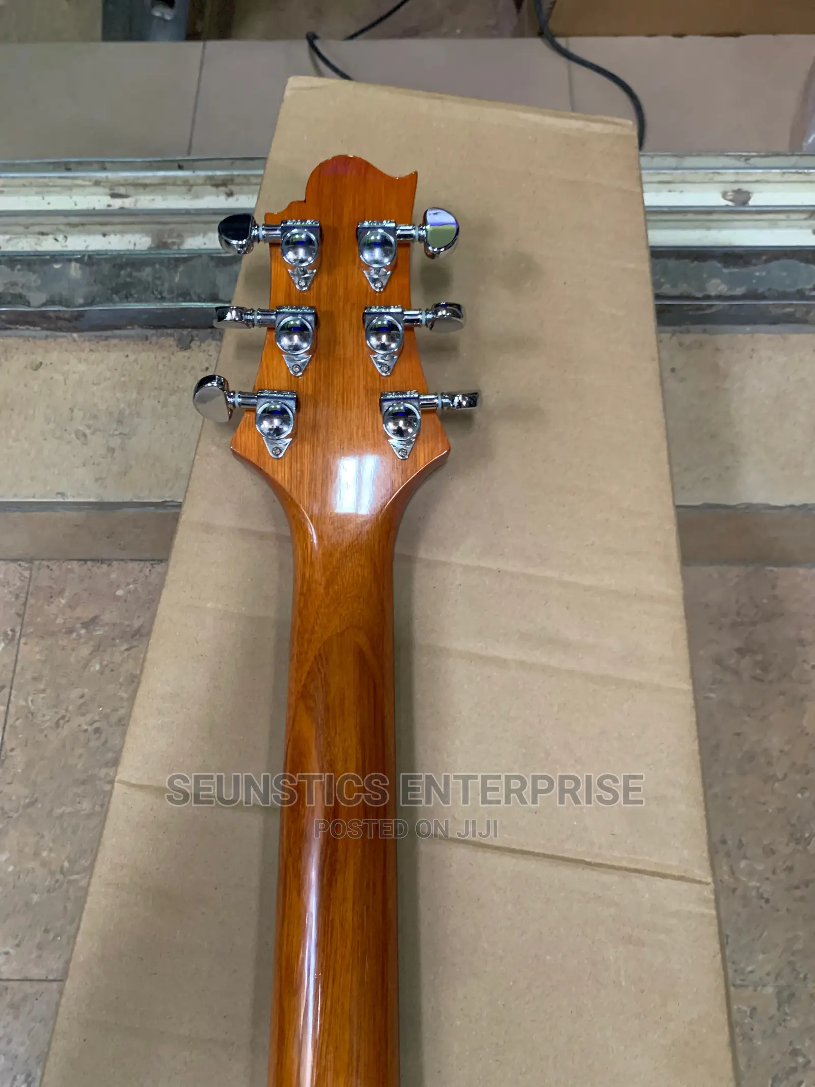 Quality Samick Greg Brennette Design Acoustic Guitar