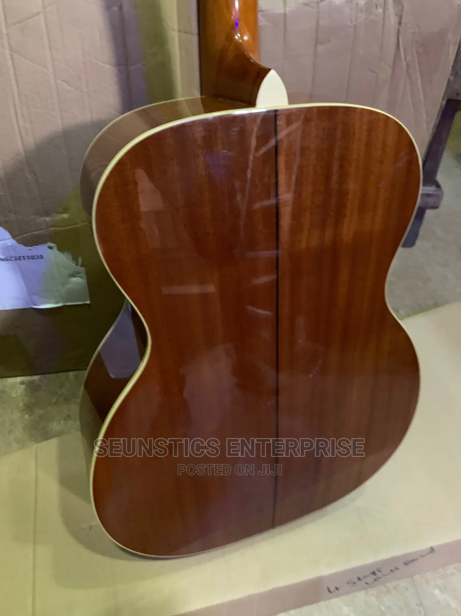 Quality Samick Greg Brennette Design Acoustic Guitar