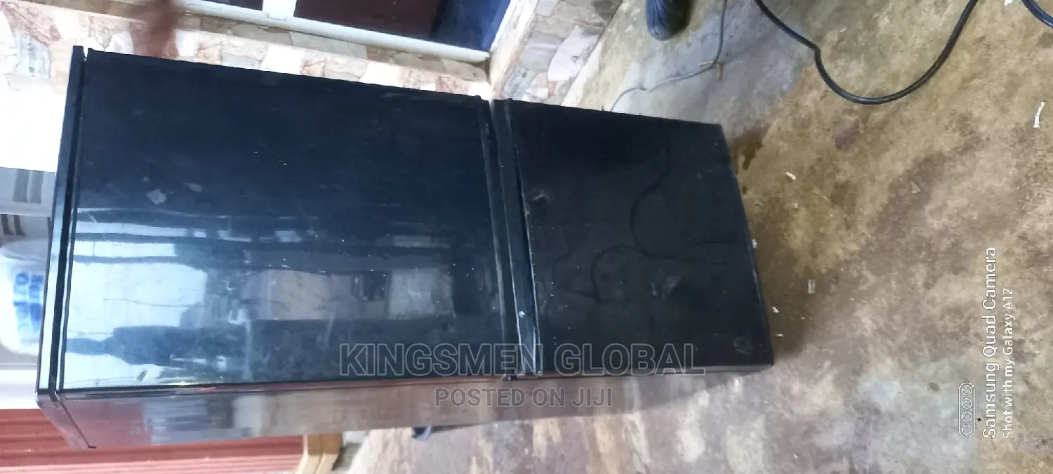 Medium Size Samsung Double Door Fridge-Freezer